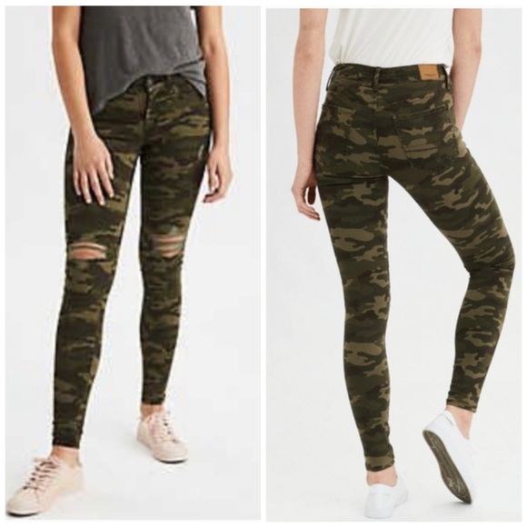 American Eagle Outfitters Denim - American Eagle Outfitters Camo Jegging Size 6